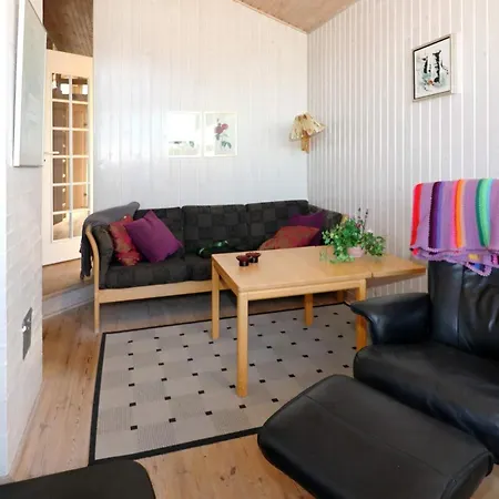 6 Person In Hadsund Holiday home